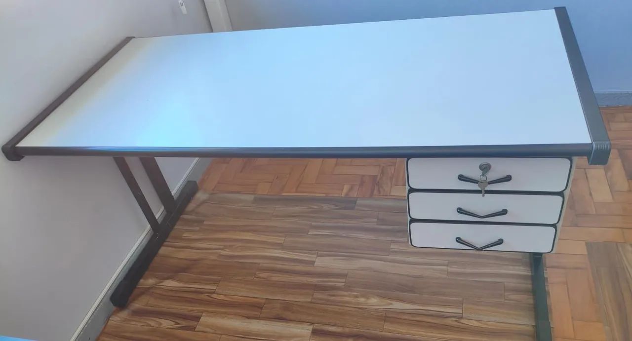 MESAS SE ESCRITÓRIO 