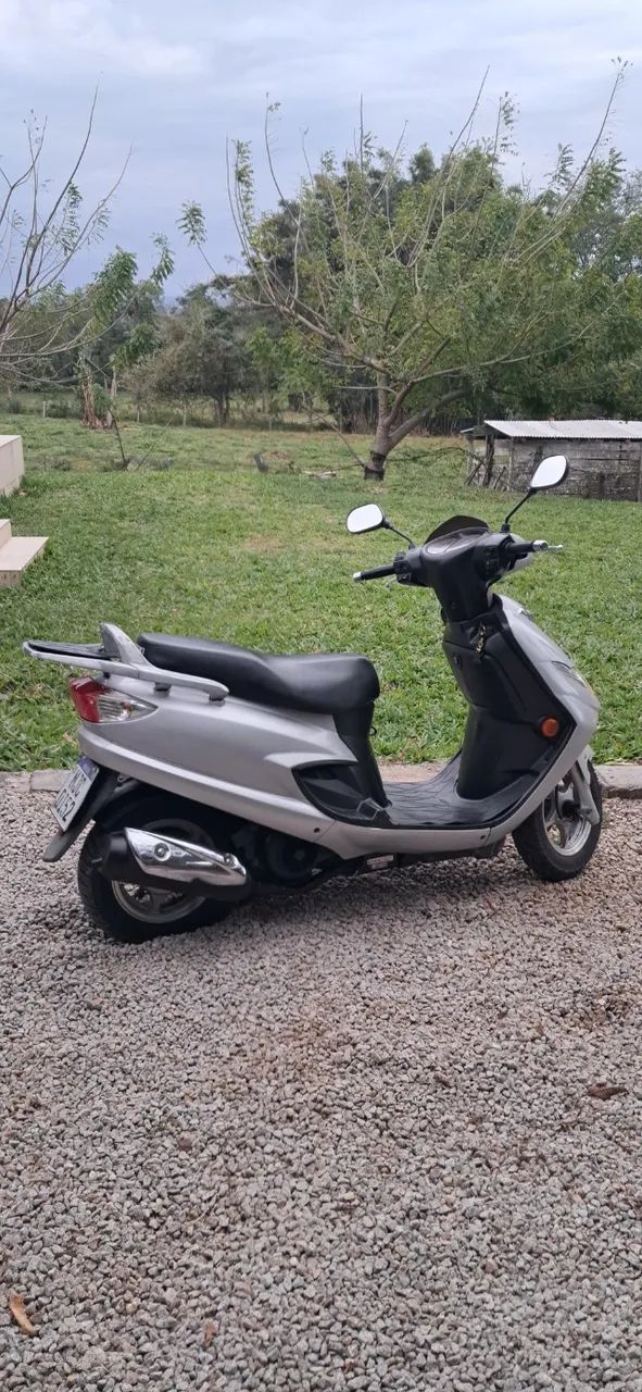 Burgman 125 ANO 2009 - Foto 3