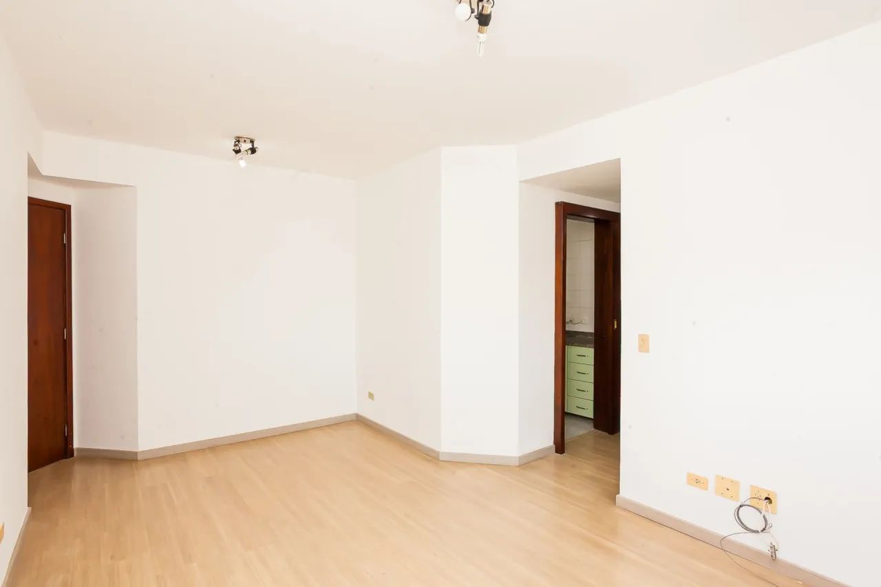Apartamento no Centro com 2 quartos e garagem - Foto 4
