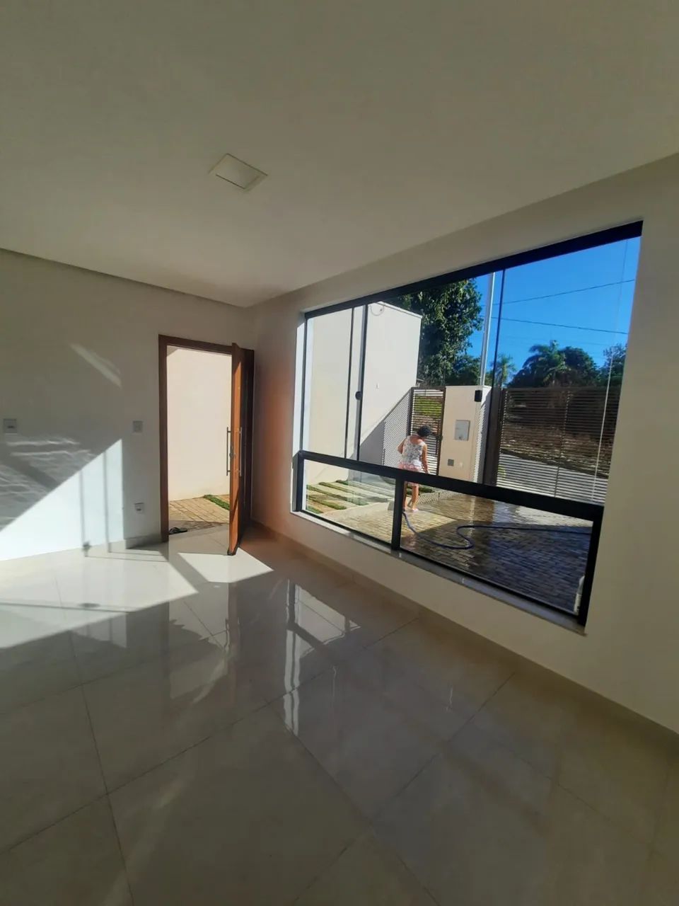 ? Casa Moderna à Venda - Excelente Oportunidade!