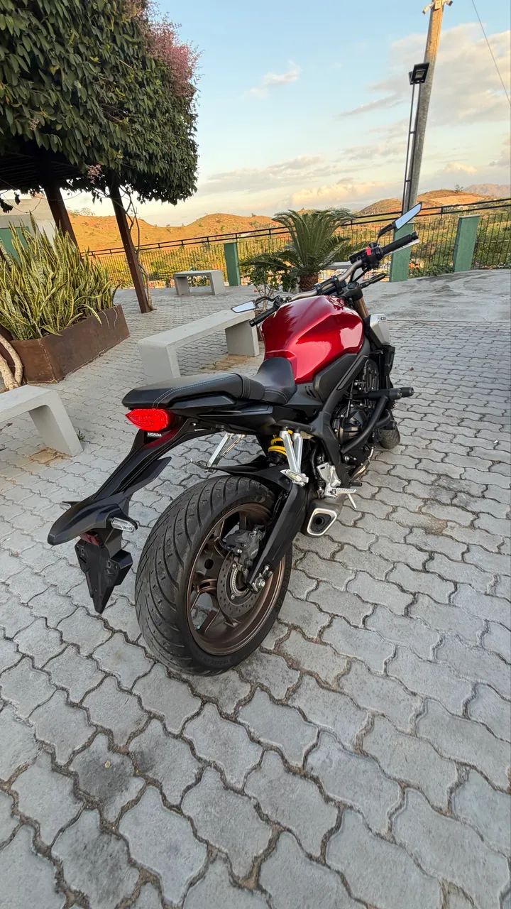 CB 650R 2021  - Foto 2