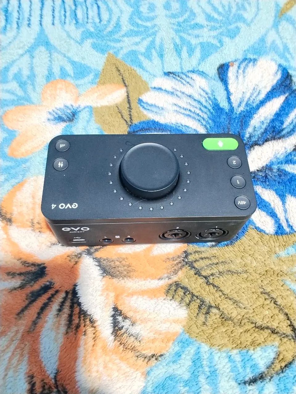 Interface Audient Evo 4 (altíssima qualidade)