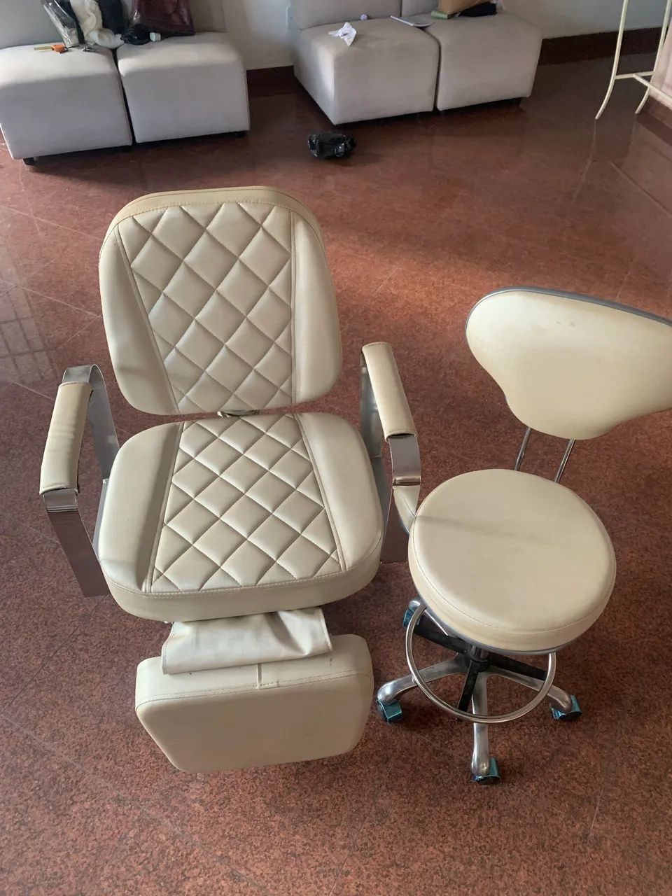 Cadeira de maquiagem ou estética  - Foto 2