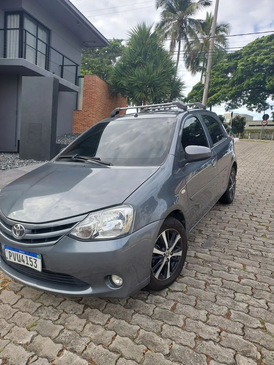 Toyota Etios ETIOS X 1.3 Flex 16V 5p Mec. 2015