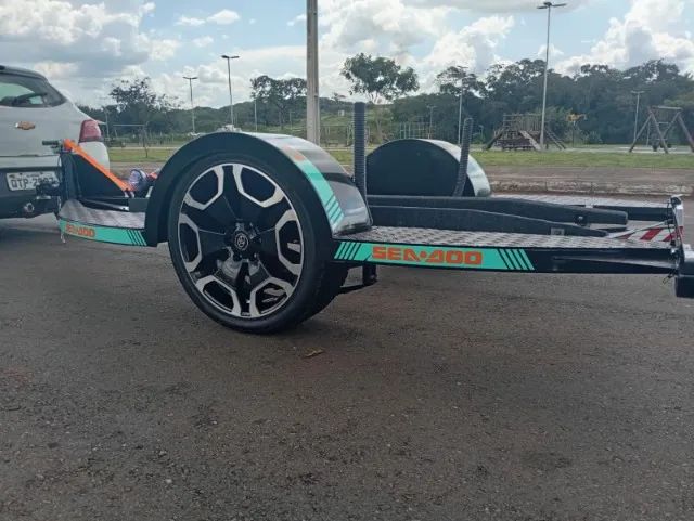 Carretinha pra jet ski nova  A pronta entrega adesivo da car do jet do cliente  - Foto 4