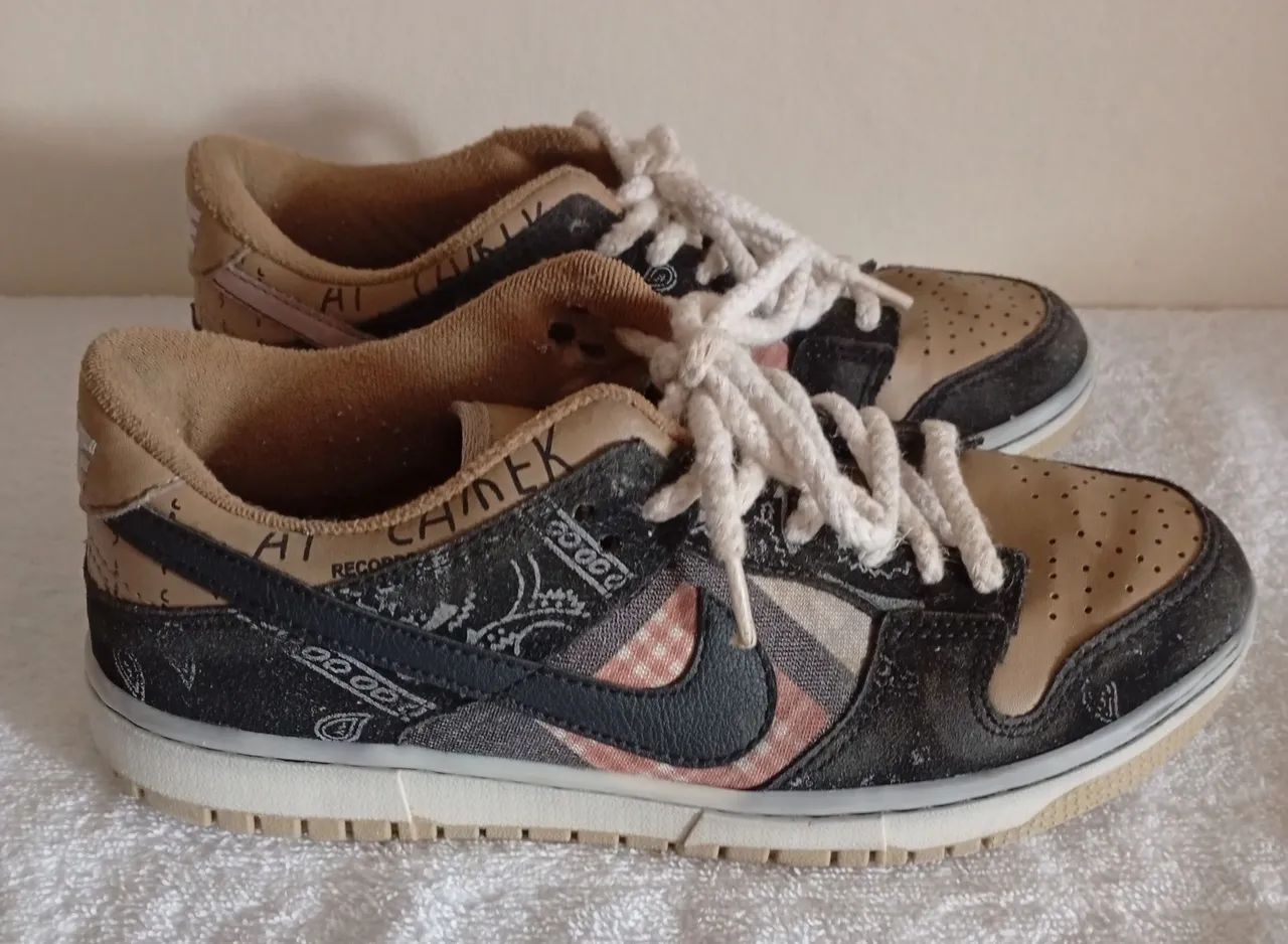  Nike SB Dunk Low Travis Scott Tam 36