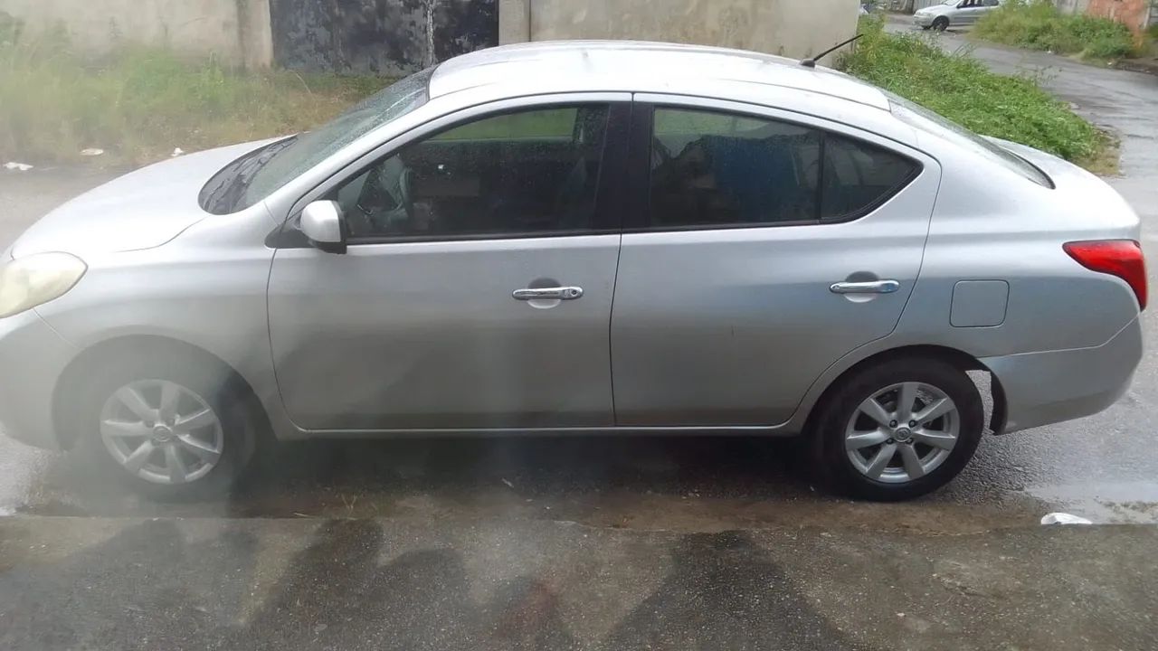 Nissan Versa 1.6 16V FLEX SL 4P MANUAL 2013