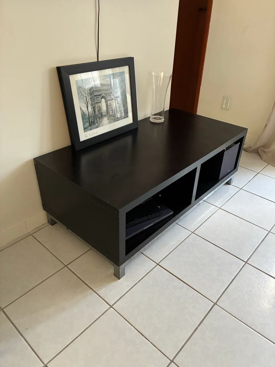 Rack/Hack em madeira preto com base cromada - Foto 3