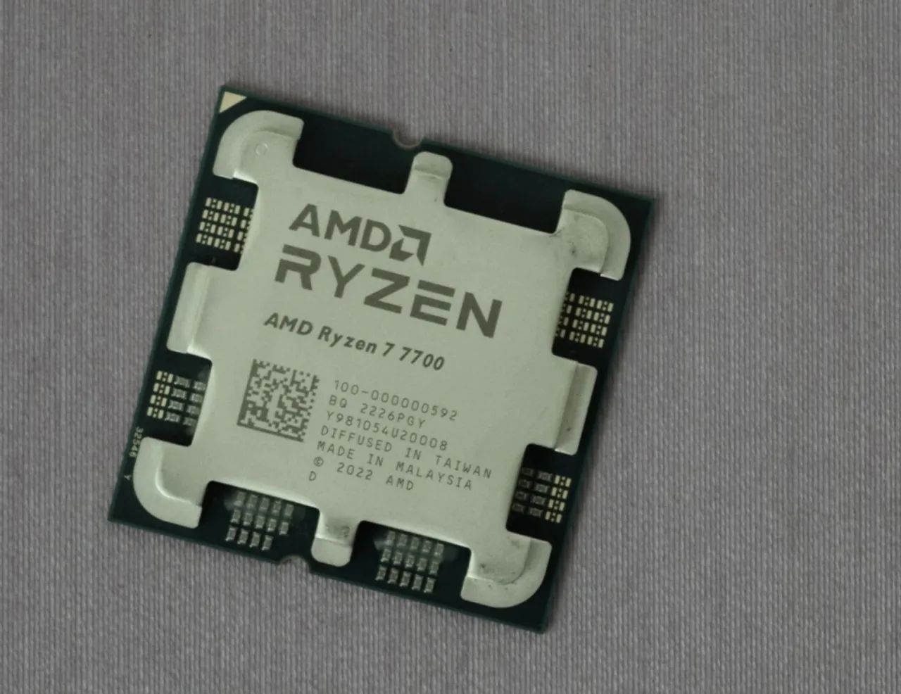 Ryzen 7 7700 