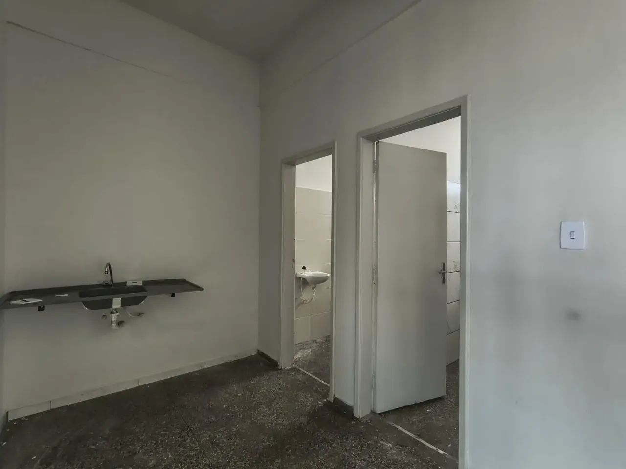 Sala comercial para aluguel | 140 m² | Contagem - Amazons