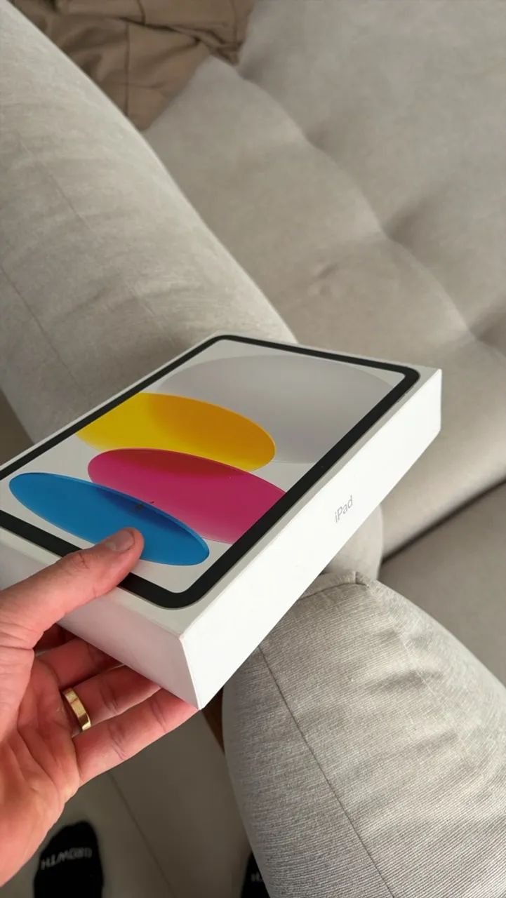 IPad a16 128gb Silver Lacrado - Foto 2