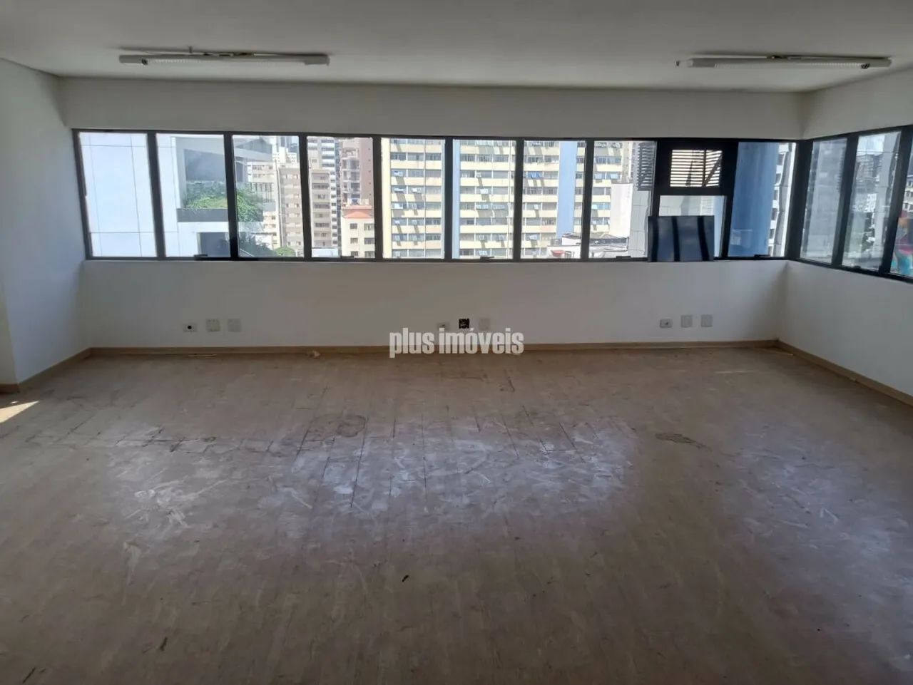 Conjunto Comercial em Pinheiros ? 45m² com 1 Vaga de Garagem - Foto 3