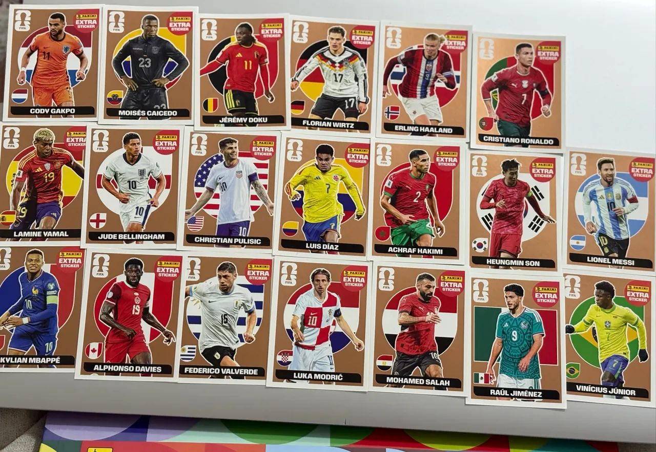 Kit com todas 20 legends bronzes - extra stickers panini 2026 - Foto 4