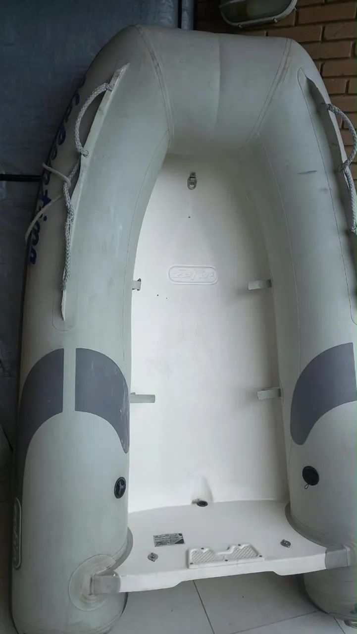 Bote Zefir modelo Wind 200 , sem uso - Foto 2