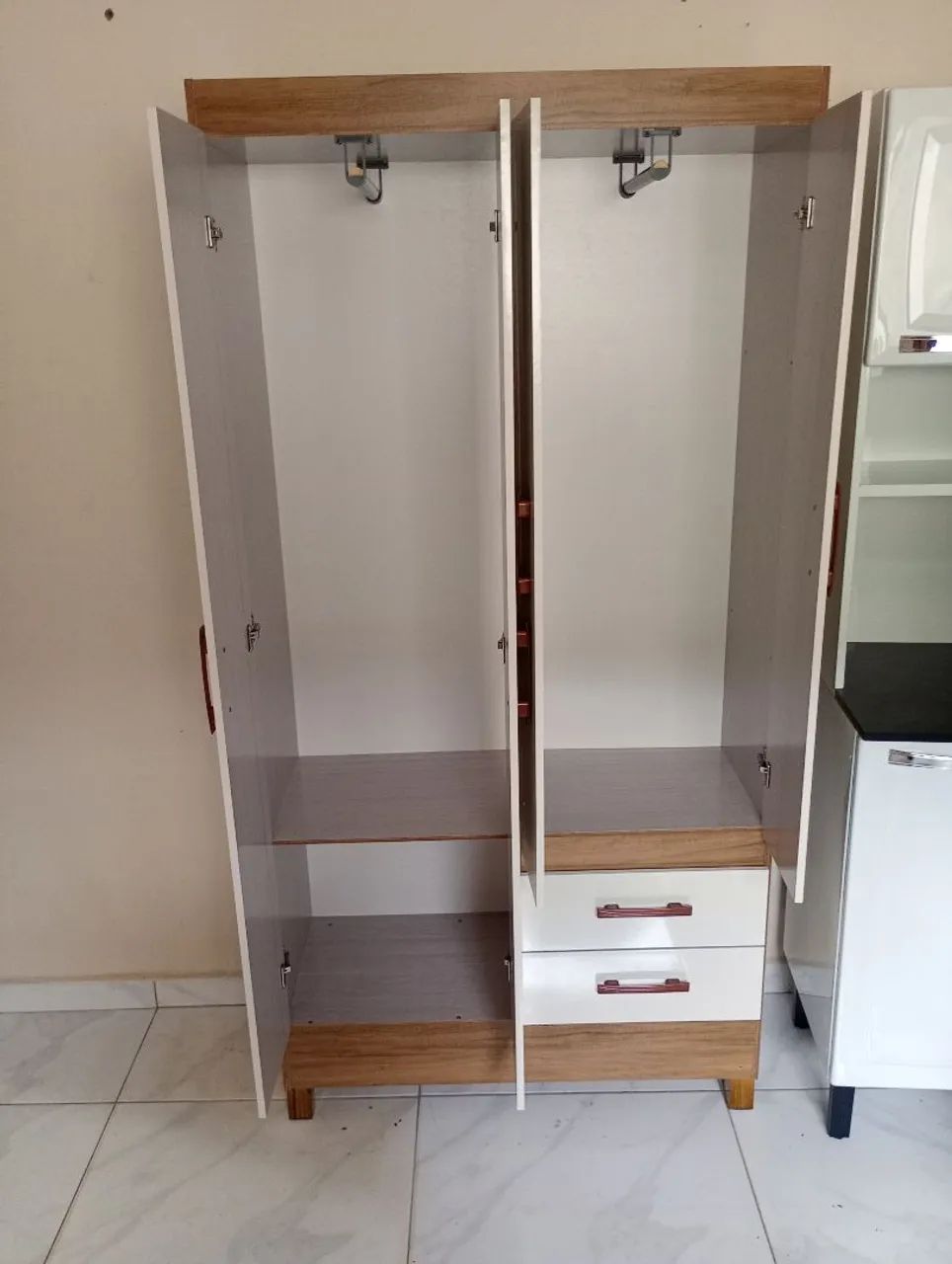 Guarda roupa novo, entrega e montagem rápida  - Foto 2