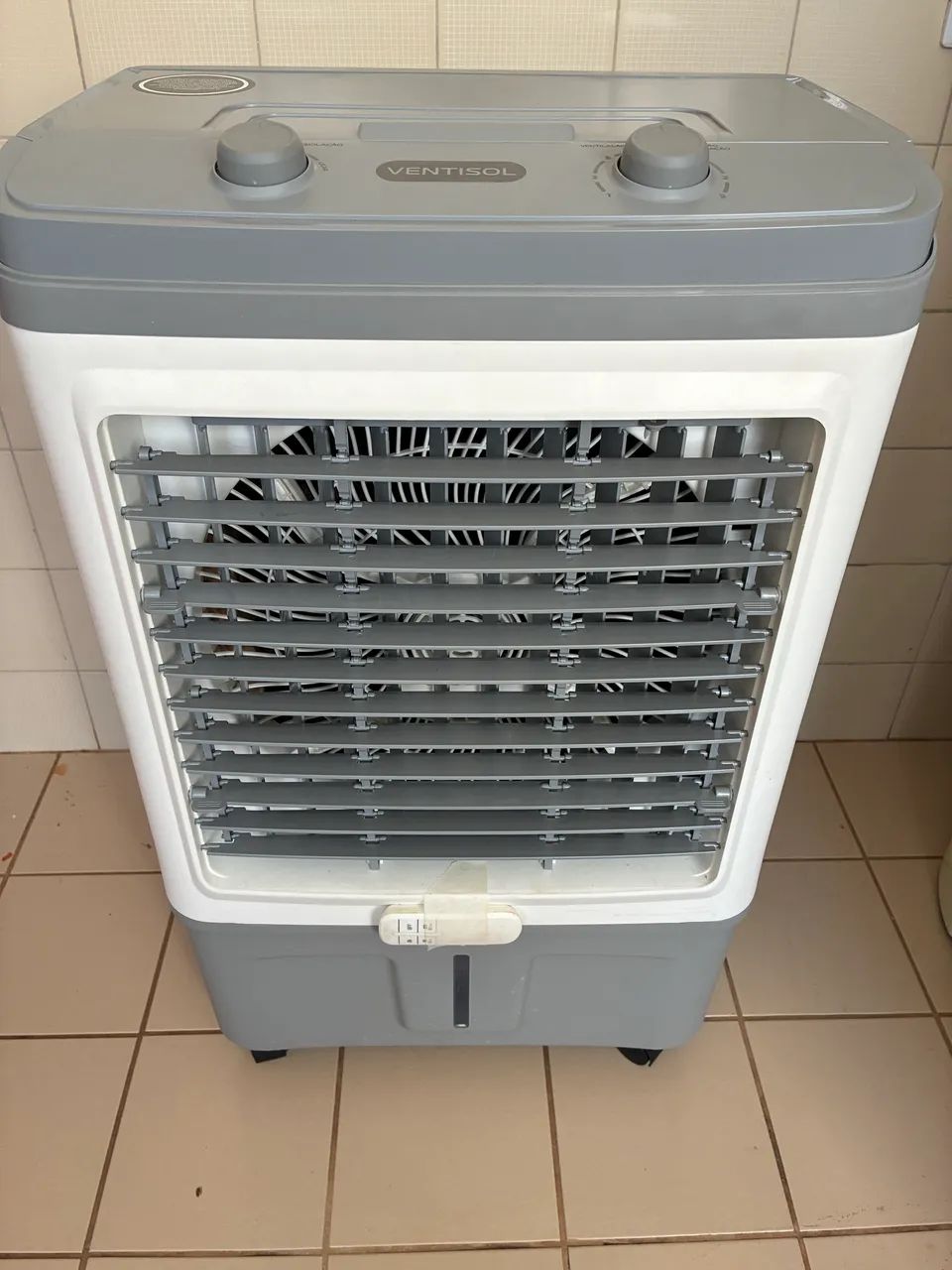 Climatizador de Ar Evaporativo Ventisol CLIN35 PRO de 35 Litros.
