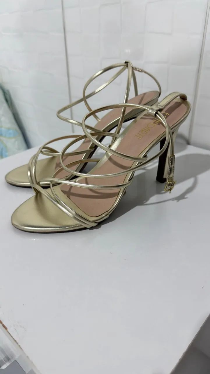 Salto dourado  - Foto 2