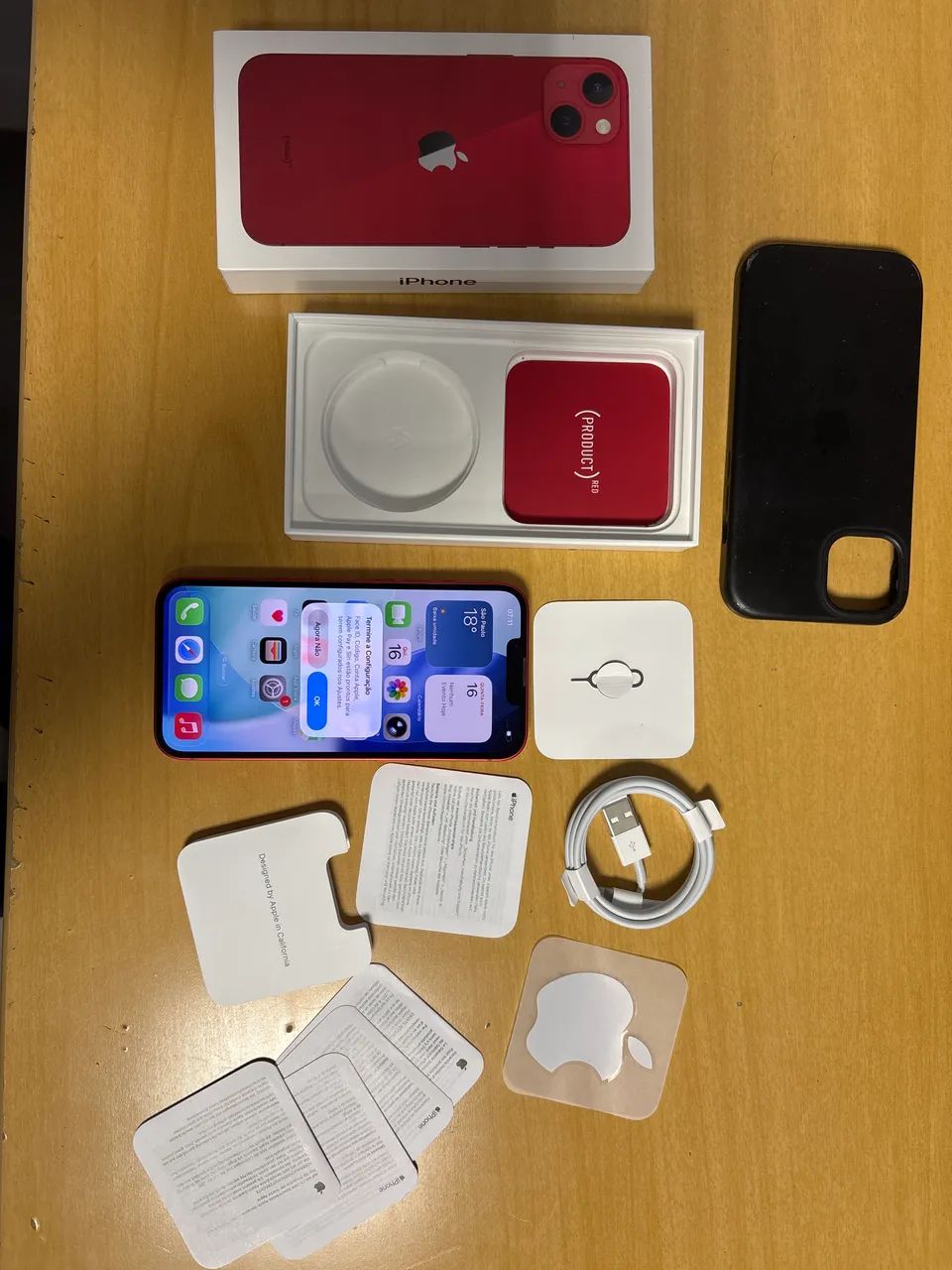 iPhone 13 256gb - product red com caixa - Celulares e Smartphones