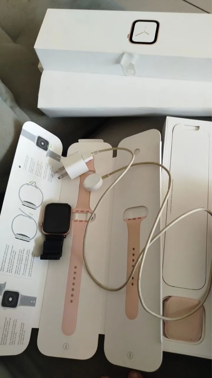 Apple Watch S4 44mm - Gold