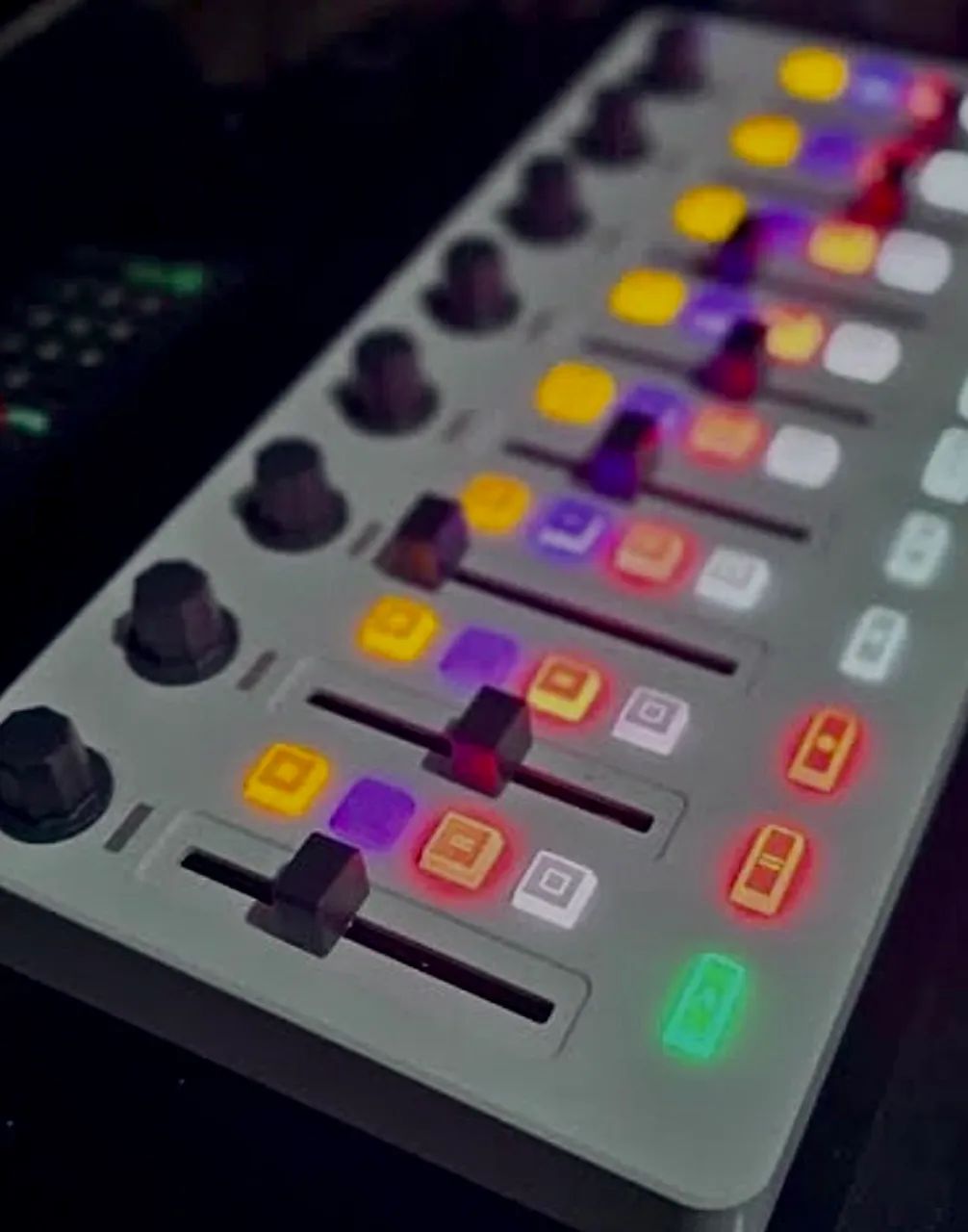 SMC Mixer M-Wave controlador MIDI - Foto 3