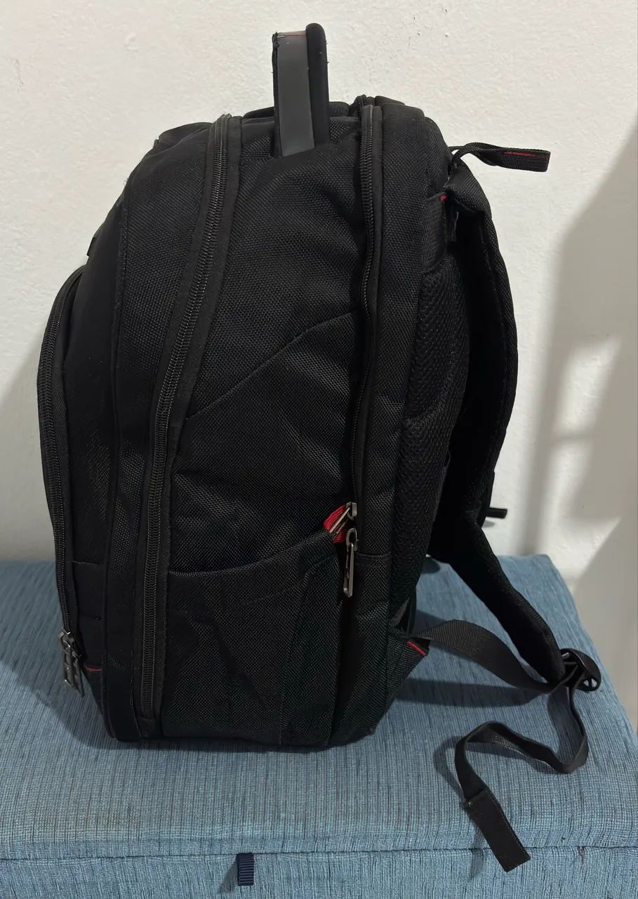 Mochila Executiva Reforçada Preta com Compartimento para Notebook e Vários Bolsos - Foto 2