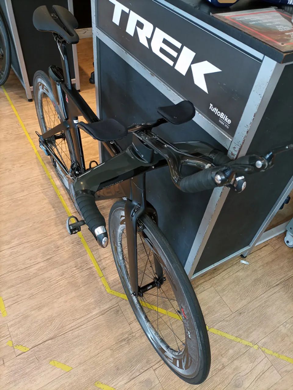 Bicicleta usada Trek Speed Concept (tamanho M) - Foto 2
