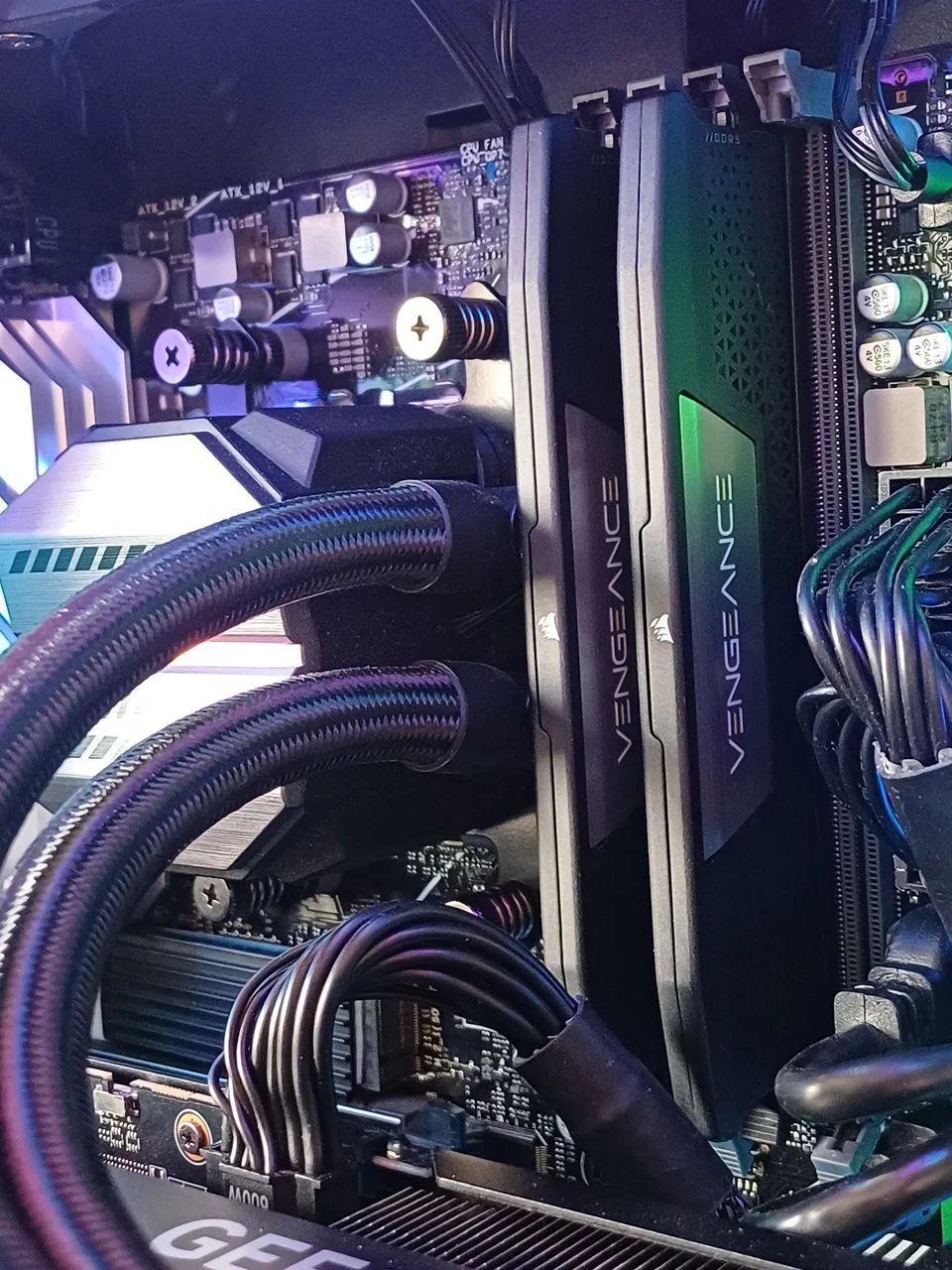 PC AM5 RYZEN 7 5070TI 64GB RAM - Foto 2