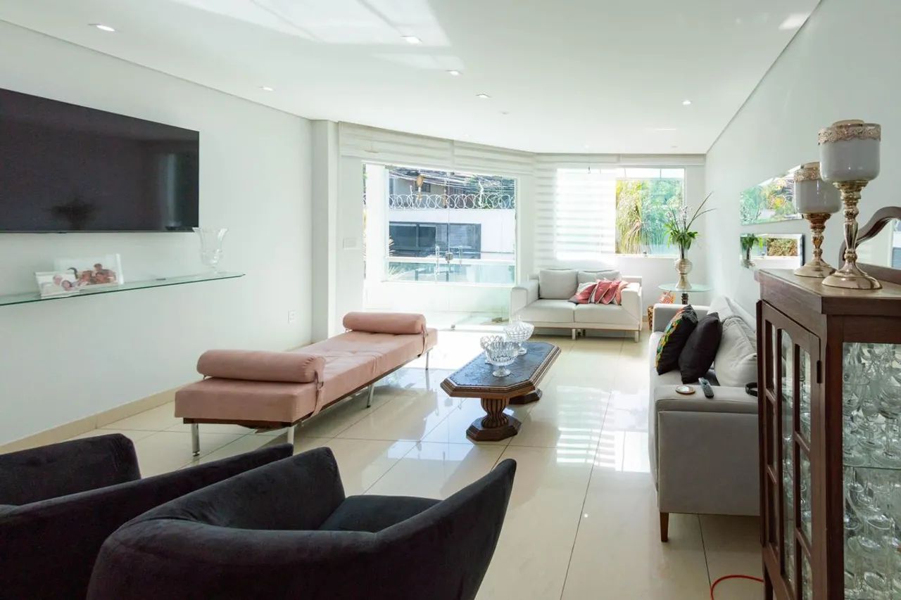 Casa à Venda - Estoril , 5 Quartos, 600 m2 - Foto 3