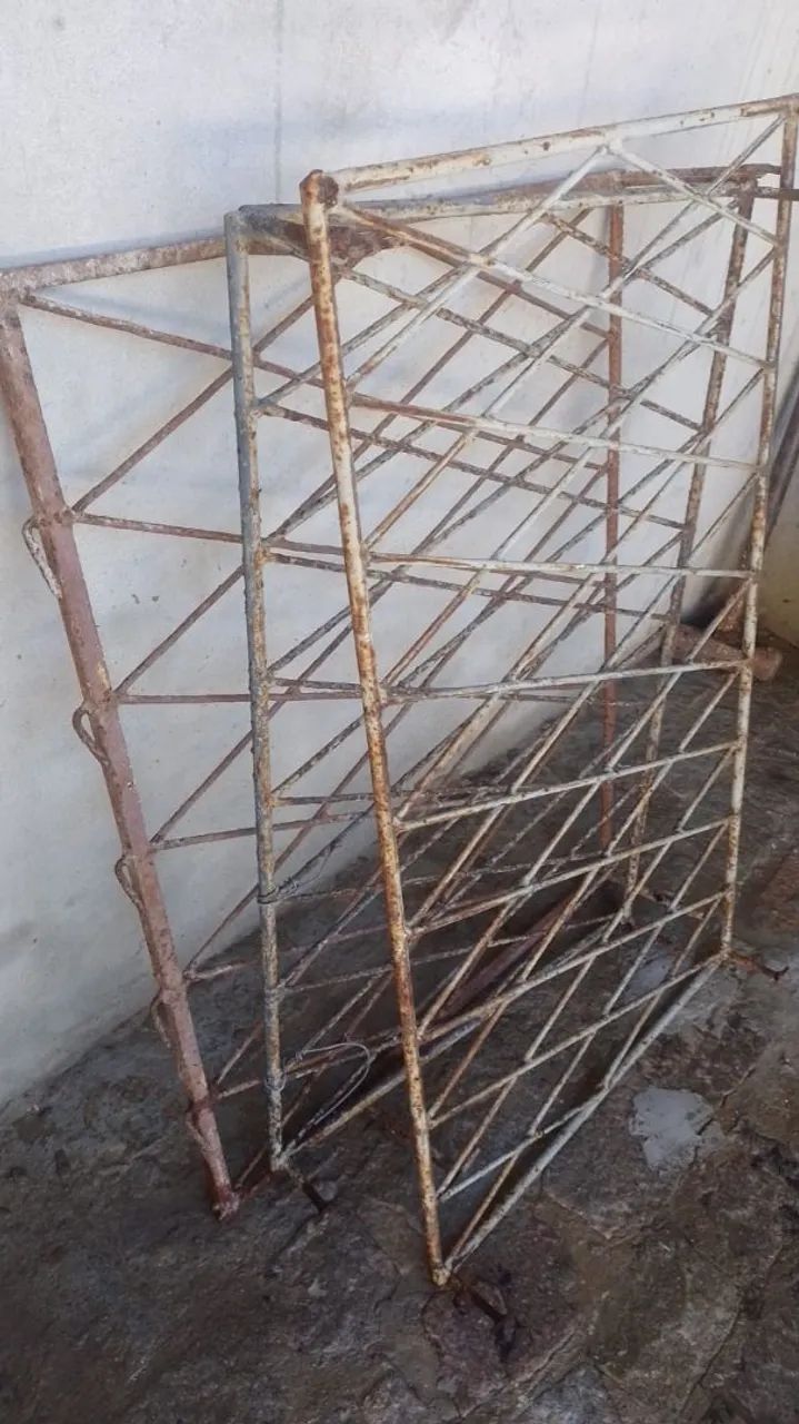 Grades417147948829911040