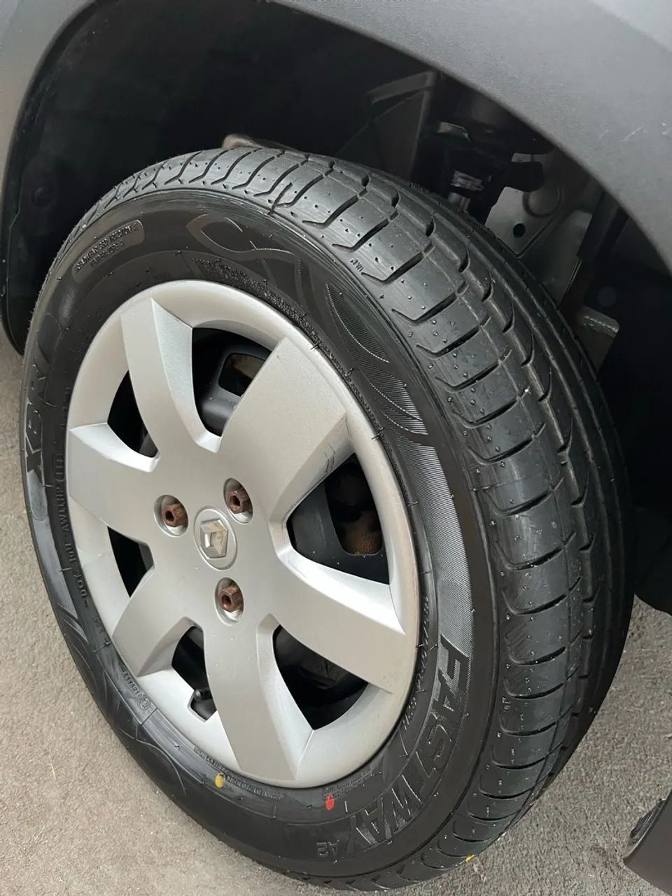Renault Kwid Zen 1.0 Flex 12V 5P Mec. 2019 - Foto 2