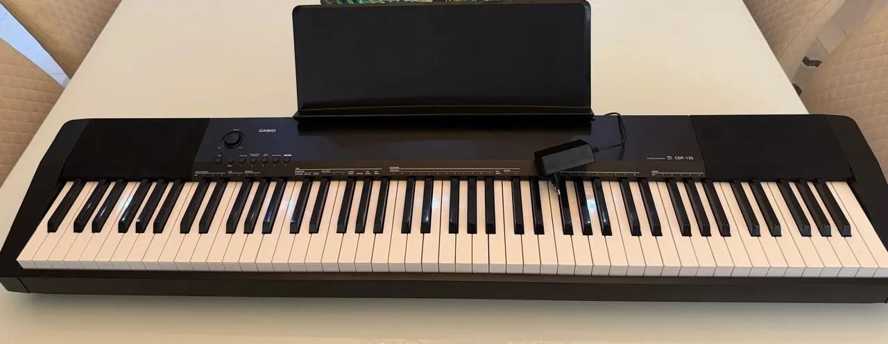 Piano Digital Casio CDP-135 88 Teclas