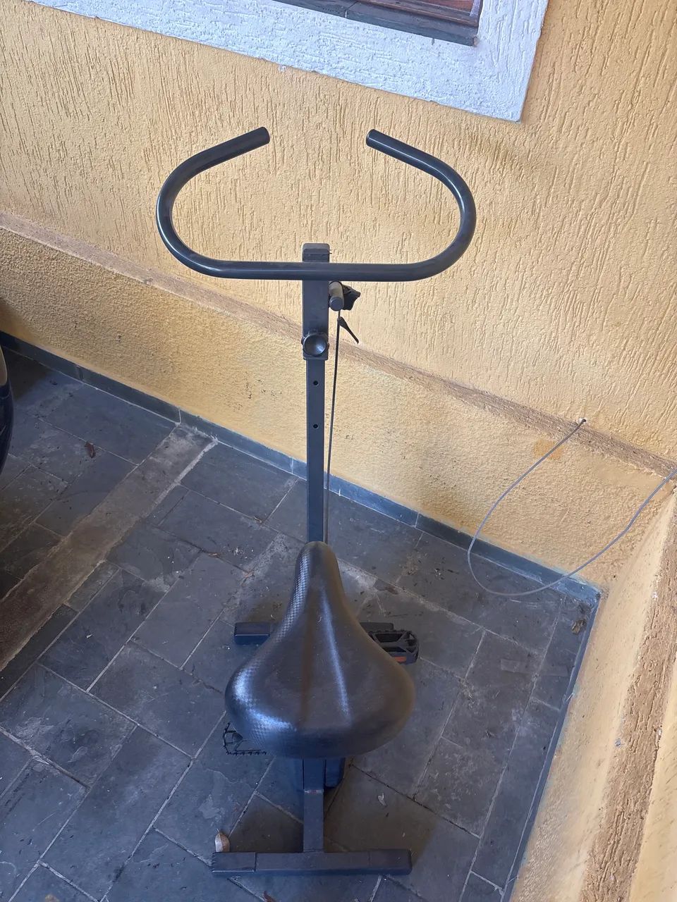 Bicicleta ergométrica usada  - Foto 5