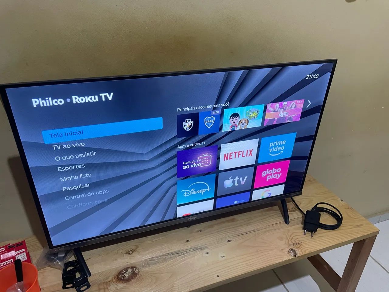 TV LED 32 polegadas menos de 3 meses de uso - Foto 2