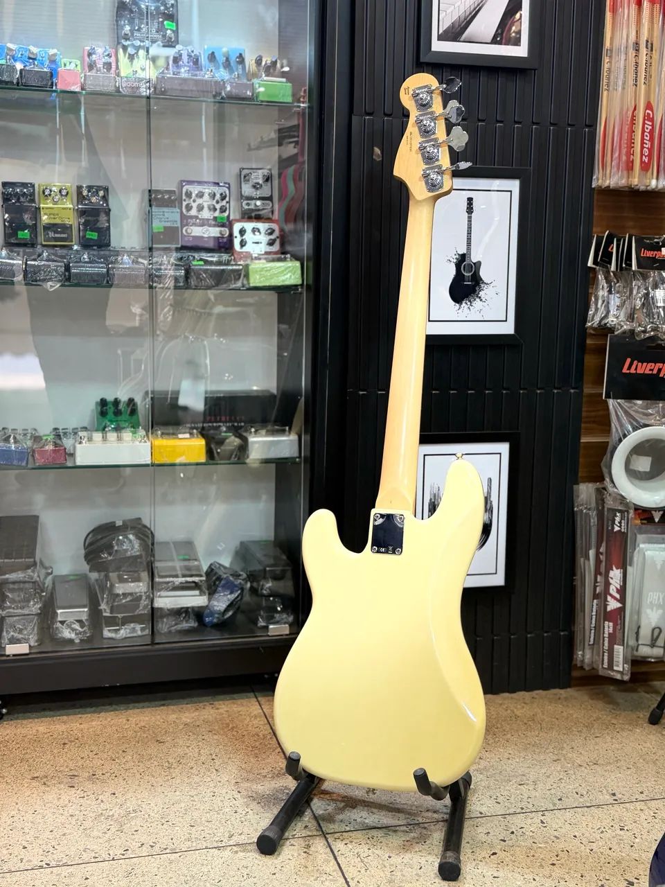 Baixo Fender Precision Bass USA Special - Instrumentos musicais