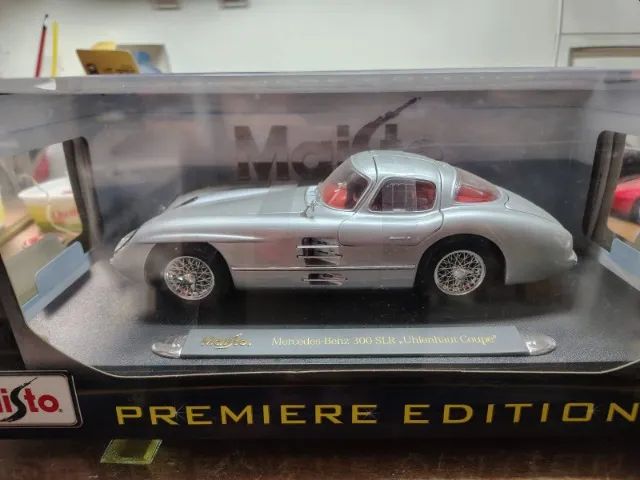 1/18 Maisto Mercedes 300 SLR - Hobbies e coleções - Arapoanga