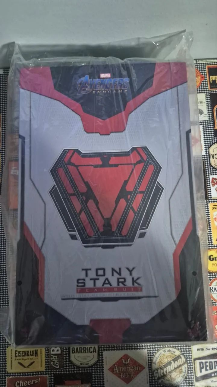 Hot toys tony stark ultimato