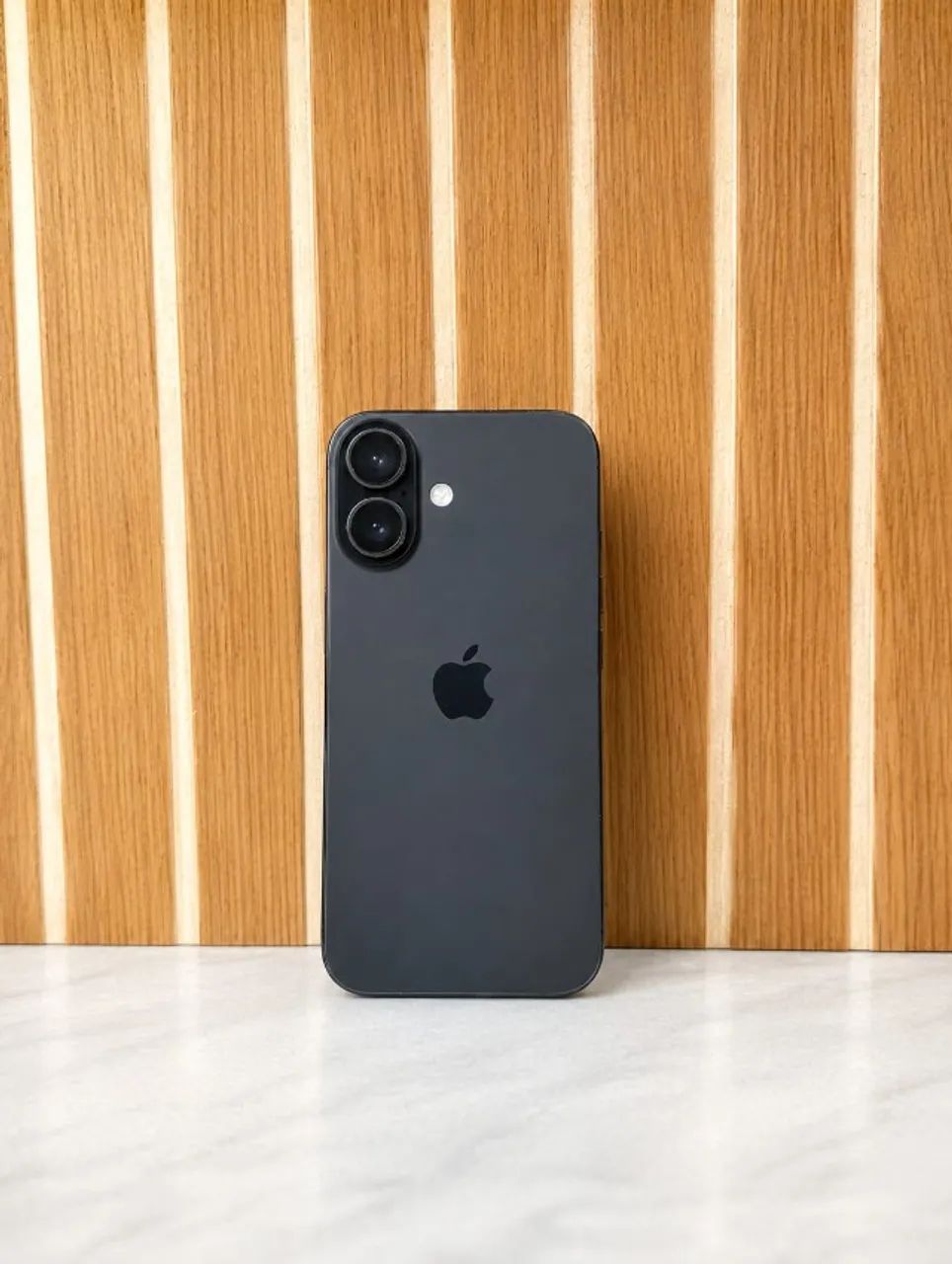 Iphone 16 - 128gb - bateria 91% - 12x - Celulares e Smartphones