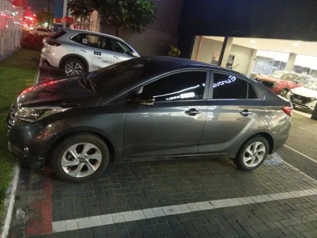 Hyundai Hb20S 1.6 PREMIUM 16V FLEX 4P AUTOMÁTICO 2018