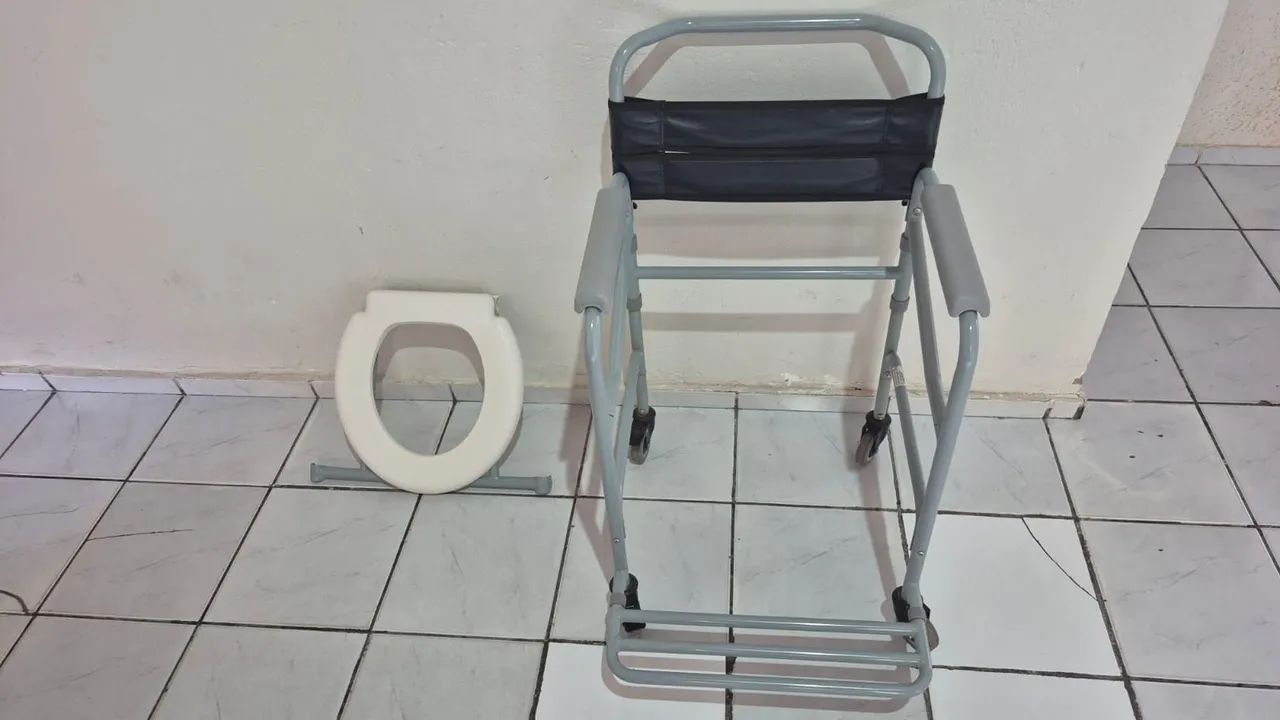 Cadeira de Banho Hidrolight  - Foto 4