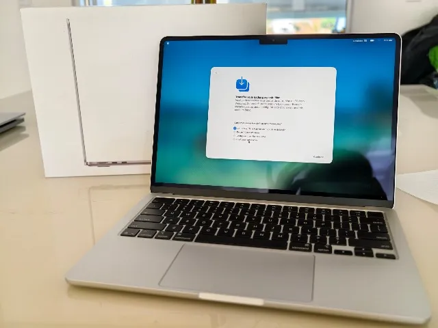 MACBOOK AIR 13 M1 - 16GB/256GB - 94% SAUDE - SILVER - Notebooks