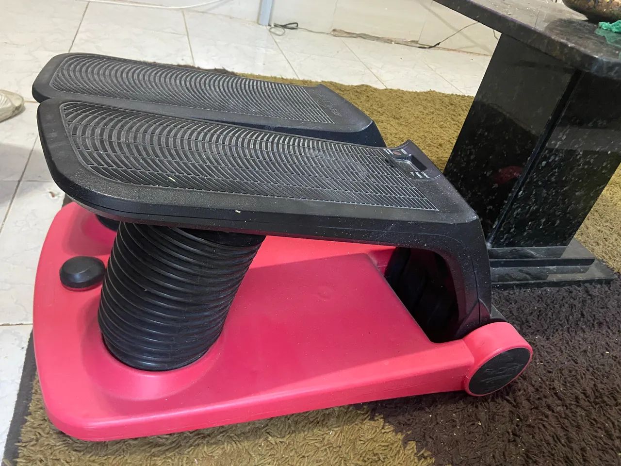 Vende-se simulador de escada de ar e caminhada  - Foto 3