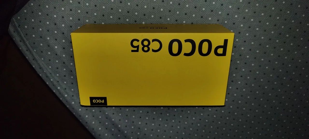 Poco c85 semi-novo.