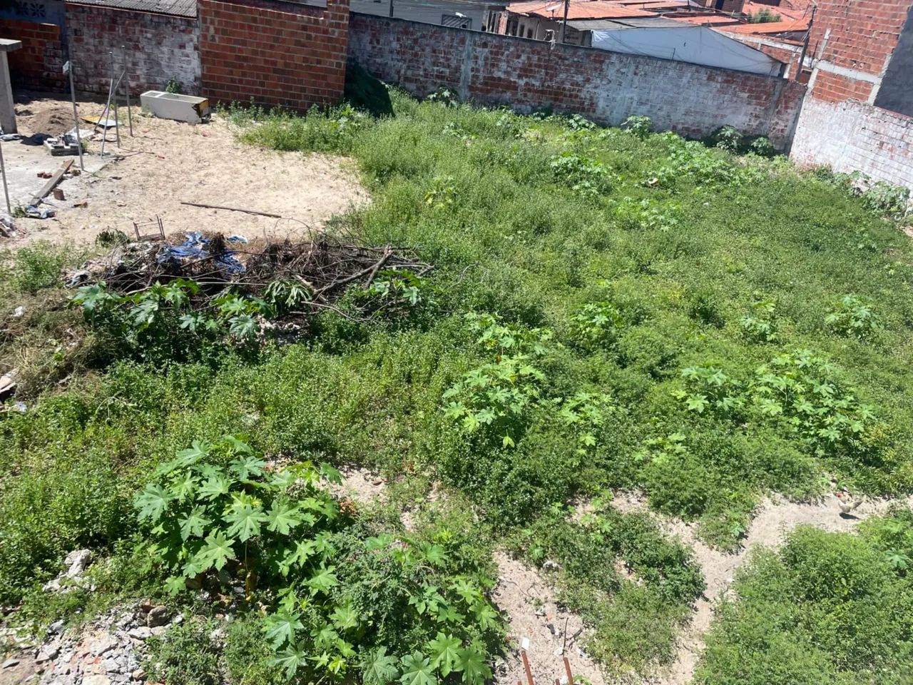 TERRENO GRANDE A VENDA 