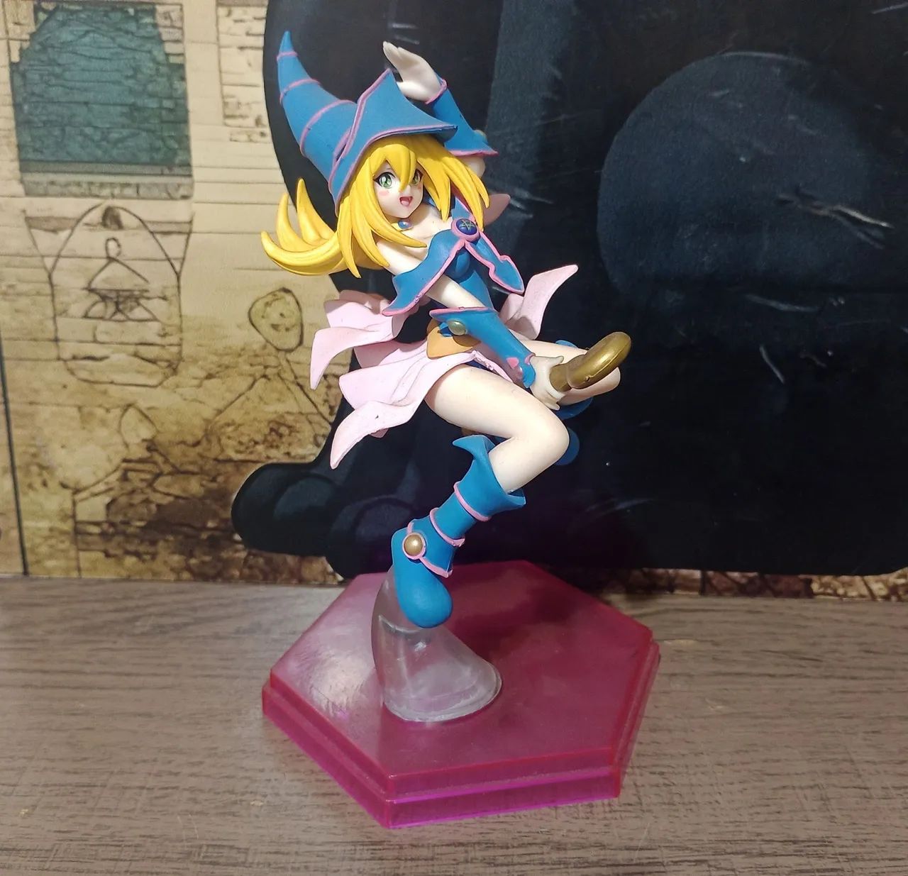 Figure maga negra Yu-Gi-Oh