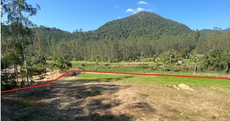 VENDE-SE TERRENO EM APIÚNA-SC