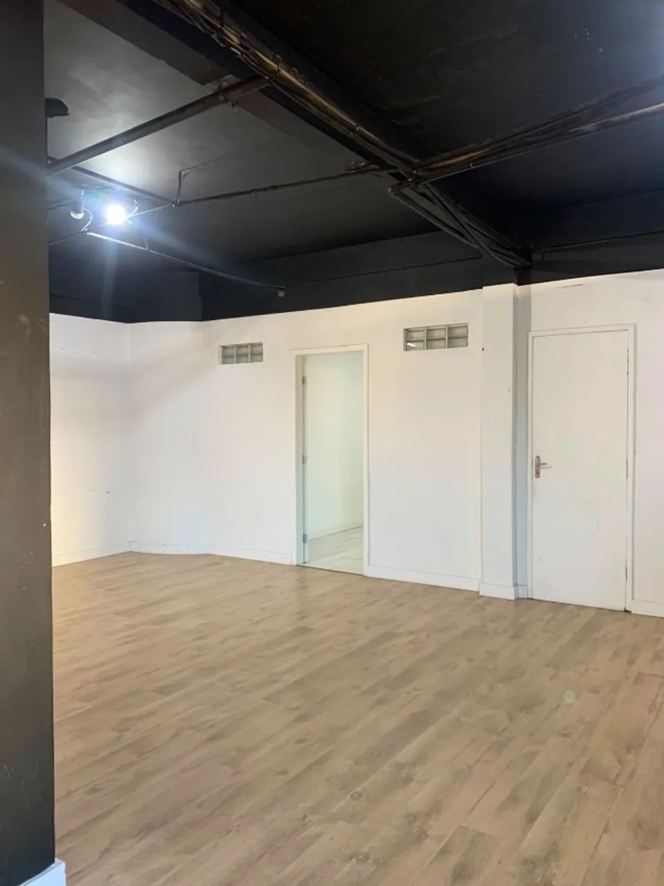 Loja Comercial Guabirotuba,100m2 