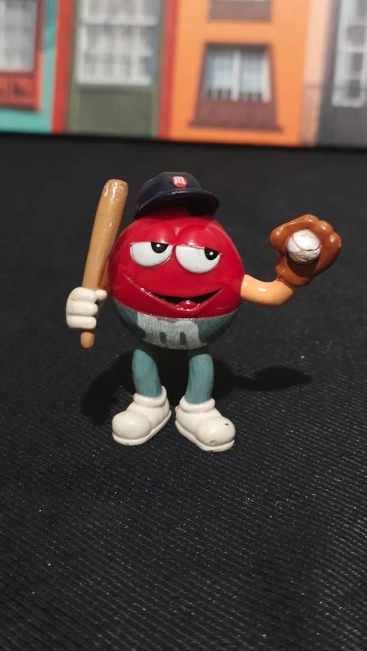 Boneco M&M Vermelho 7 cm - Foto 2