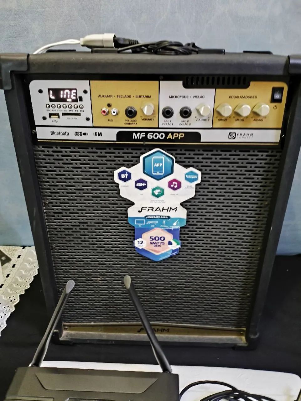 CAIXA AMPLIFICADA COM MICROFONES SEM FIO  - Foto 4