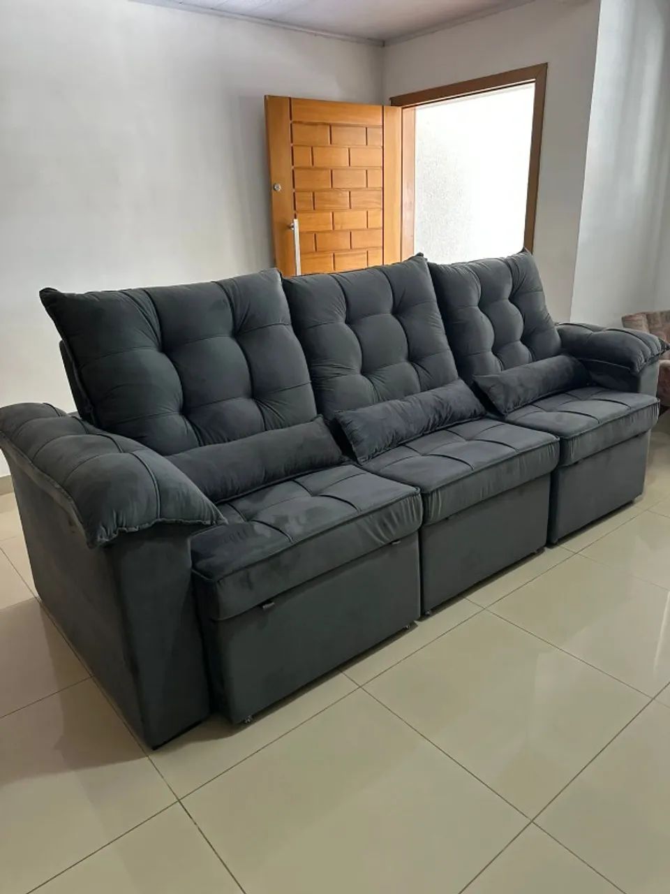 Sofá Retrátil e Reclinável - Foto 3