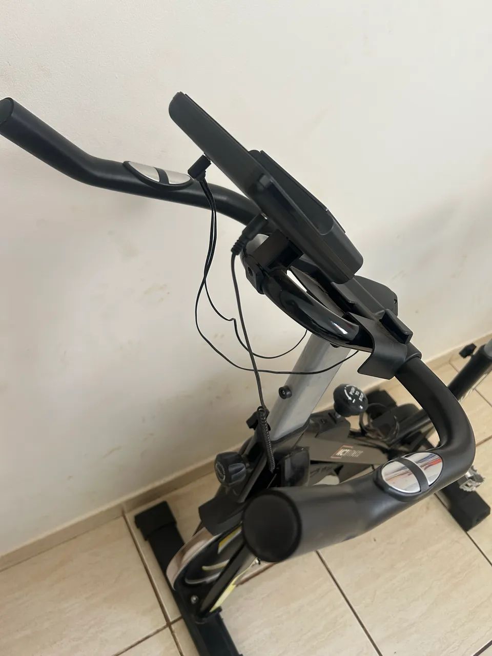 Bicicleta ergométrica - Foto 3